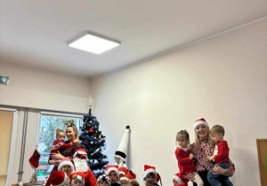 Wspólne zdjęcie z Mikołajem z okazji Mikołajek