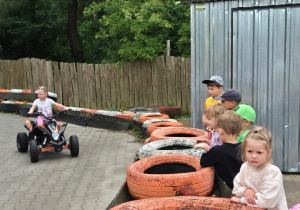 Zdjęcie 37 na 80