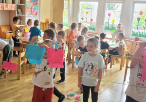 Zabawa dydaktyczna pt. „Pranie”.
