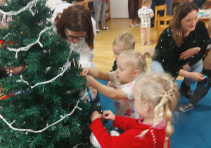 Świąteczne warsztaty z rodzicami