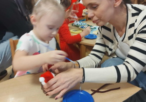 Świąteczne warsztaty z rodzicami