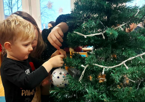 Świąteczne warsztaty z rodzicami