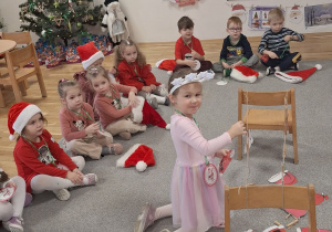 Wieszamy pranie Świętego Mikołaja