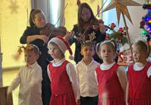 Wspólne świąteczne spotkanie w Grupie Pomarańczowej.