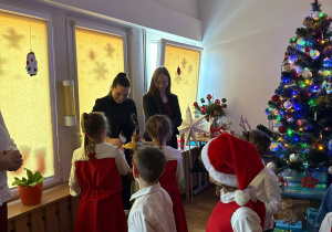 Wspólne świąteczne spotkanie w Grupie Pomarańczowej.