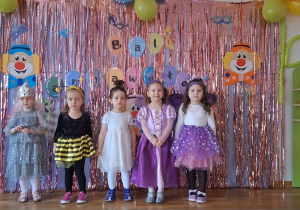 Bal karnawałowy w przedszkolu