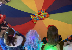 Bal karnawałowy w przedszkolu