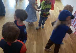 Bal karnawałowy w przedszkolu