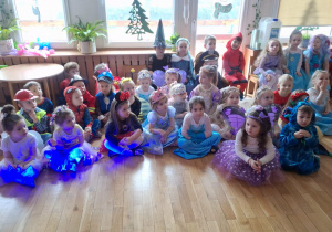 Bal karnawałowy w przedszkolu