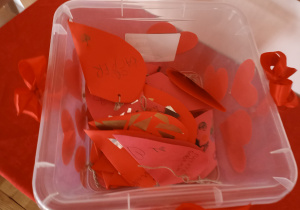 Serduszka dla koleżanek i kolegów.