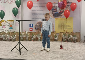 Miłosz recytuje wiersz „Wiosenne porządki” Jana Brzechwy.